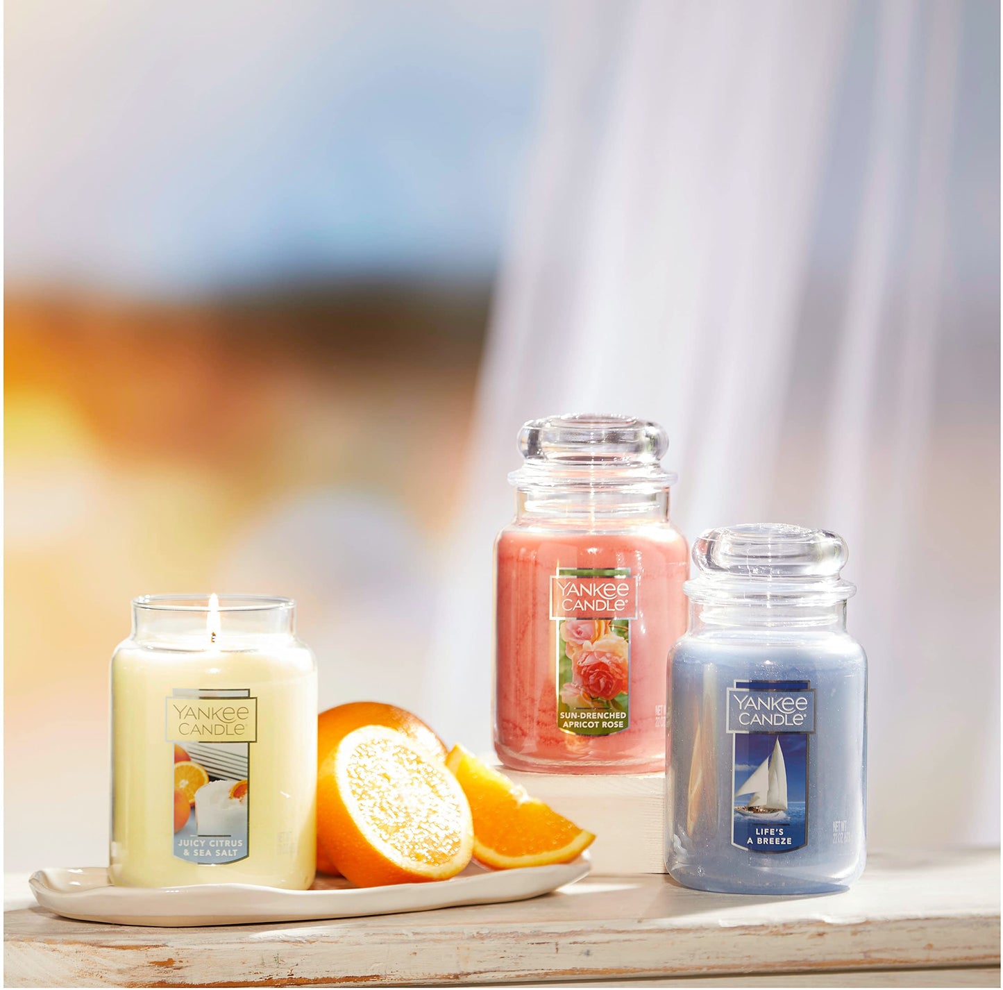 Yankee Candle Large Jar Life's A Breeze 623g