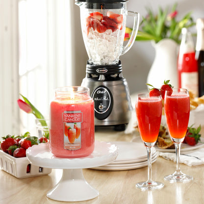 Yankee Candle Large Jar White Strawberry Bell 623g